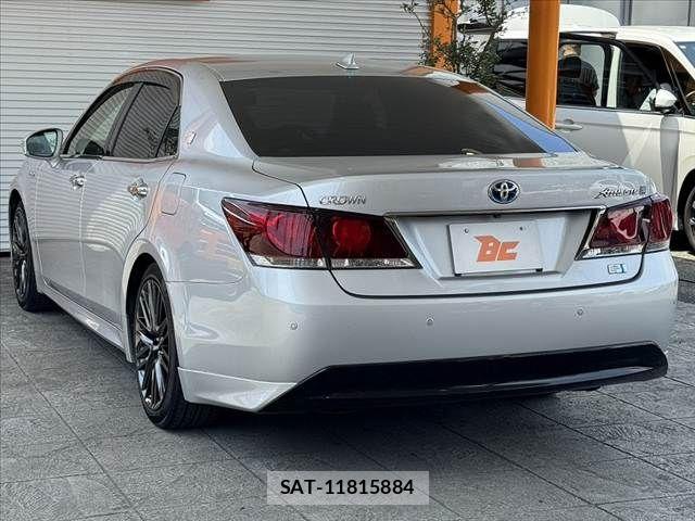 Toyota CROWN SEDAN 2015-03 8313956-14
