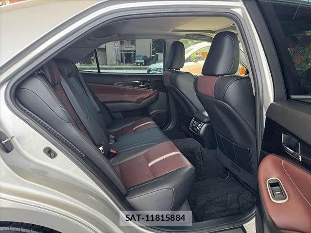 Toyota CROWN SEDAN 2015-03 8313956-16