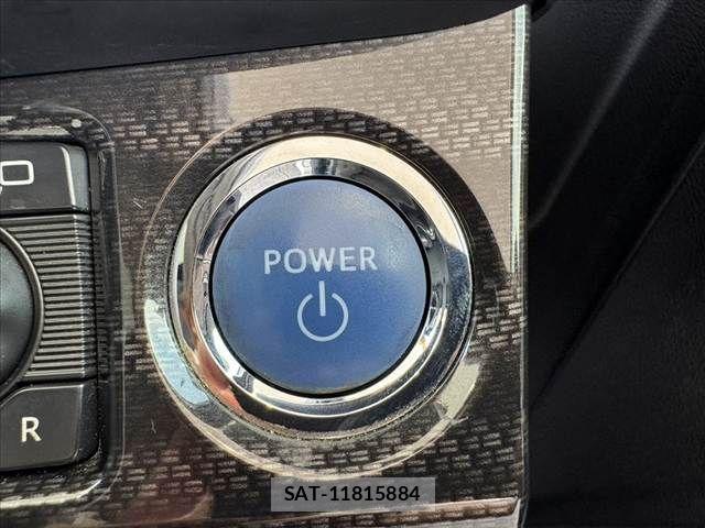 Toyota CROWN SEDAN 2015-03 8313956-5