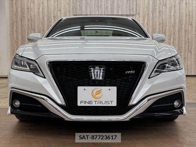 Toyota CROWN SEDAN 2021-07 8313929-13