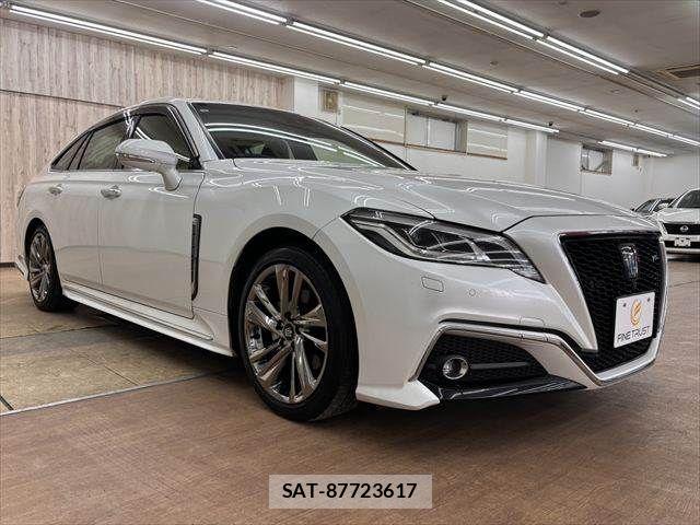 Toyota CROWN SEDAN 2021-07 8313929-14