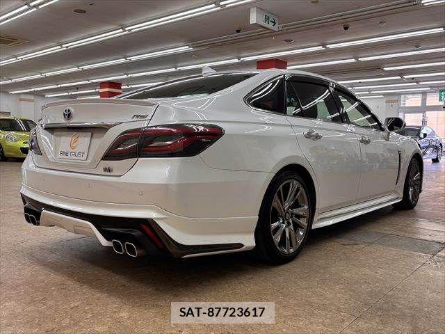 Toyota CROWN SEDAN 2021-07 8313929-17