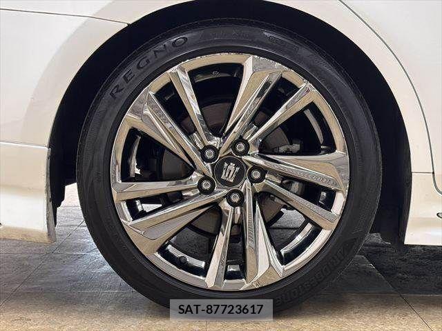Toyota CROWN SEDAN 2021-07 8313929-26