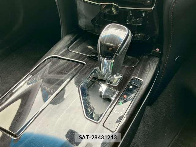 Toyota CROWN SEDAN 2016-03 8313940-10