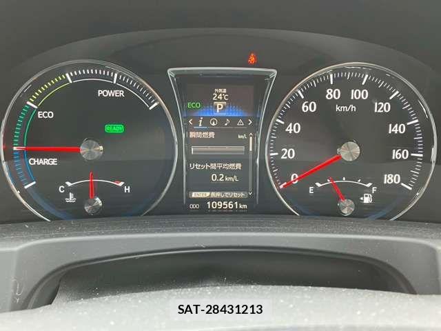 Toyota CROWN SEDAN 2016-03 8313940-12
