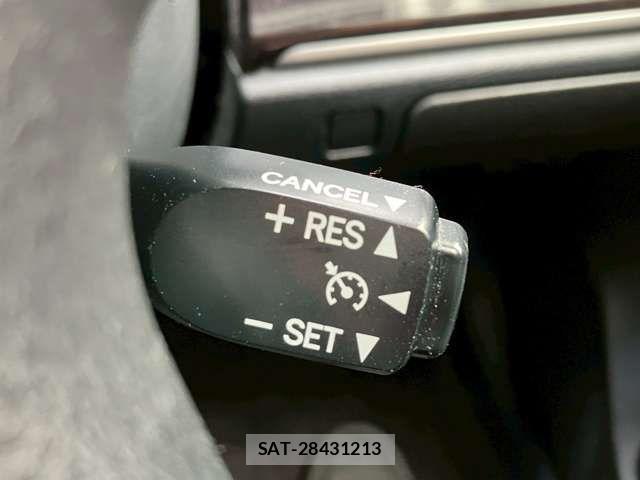 Toyota CROWN SEDAN 2016-03 8313940-6