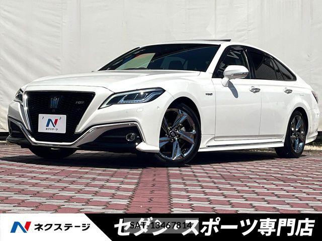 Toyota CROWN SEDAN 2018-07 8313927-0