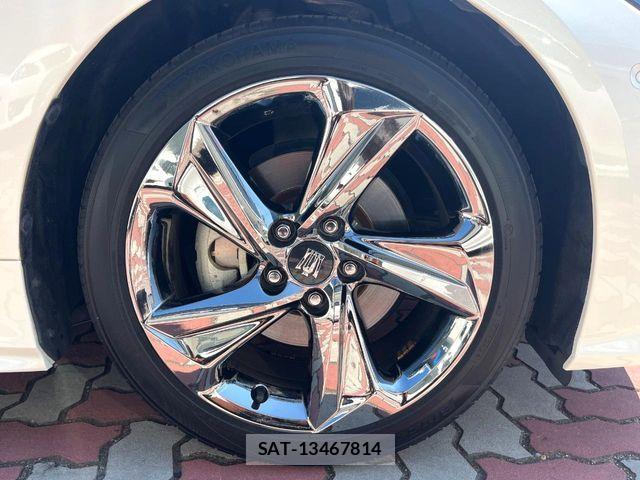 Toyota CROWN SEDAN 2018-07 8313927-10