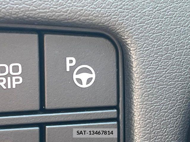Toyota CROWN SEDAN 2018-07 8313927-4