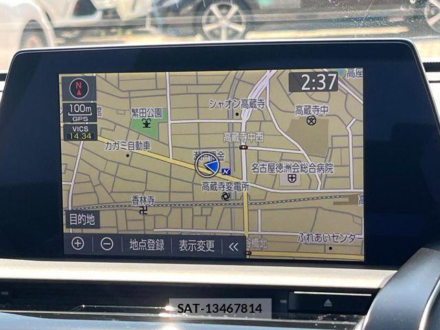 Toyota CROWN SEDAN 2018-07 8313927-5