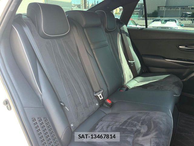 Toyota CROWN SEDAN 2018-07 8313927-7
