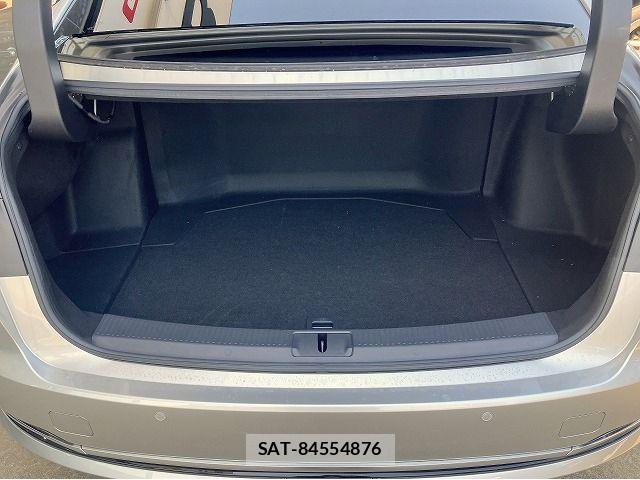 Toyota CROWN SEDAN 2024-05 8313912-13