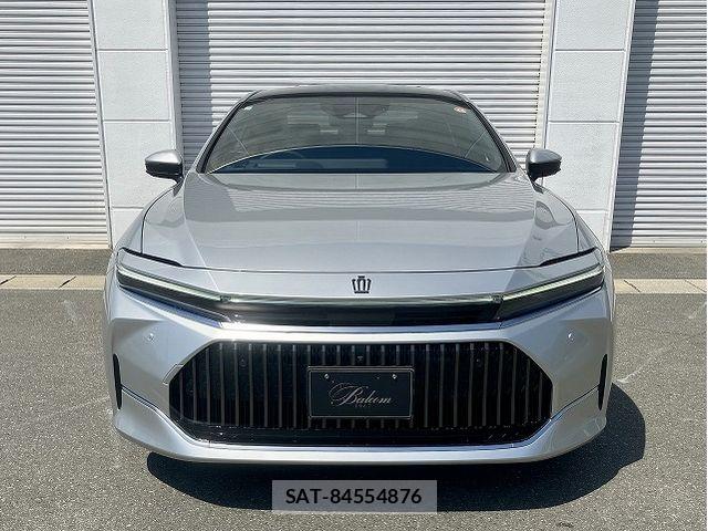Toyota CROWN SEDAN 2024-05 8313912-18