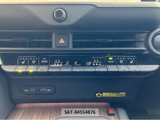 Toyota CROWN SEDAN 2024-05 8313912-8