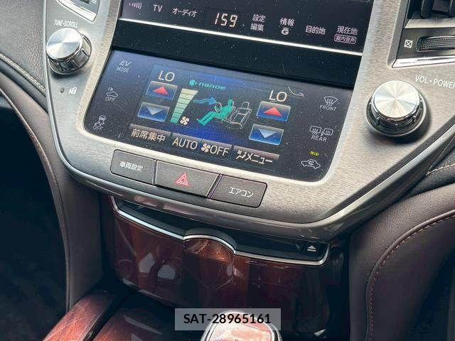 Toyota CROWN SEDAN 2013-06 8313949-11