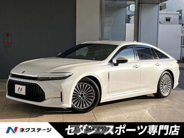 Toyota CROWN SEDAN 2024-10 8313911-0