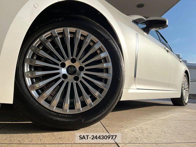Toyota CROWN SEDAN 2024-10 8313911-12