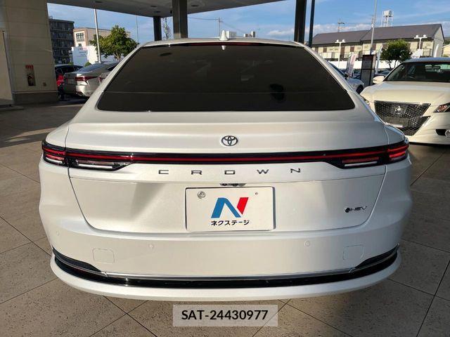 Toyota CROWN SEDAN 2024-10 8313911-15