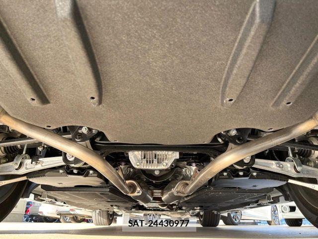 Toyota CROWN SEDAN 2024-10 8313911-19