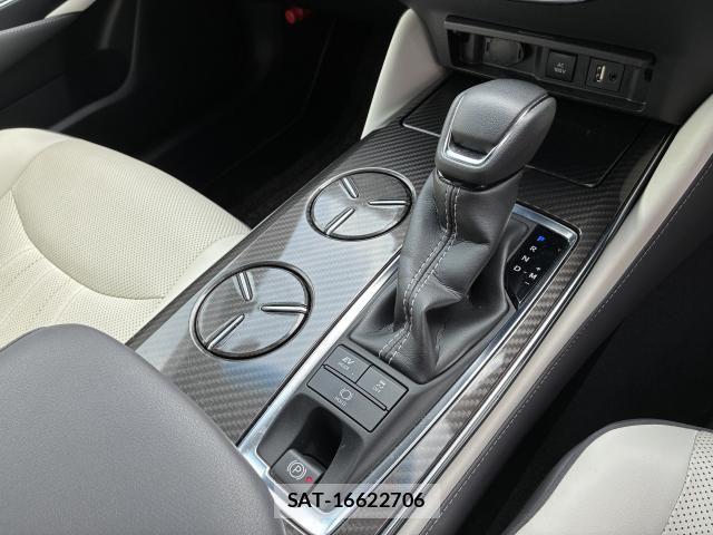Toyota CROWN SEDAN 2019-07 8313925-6