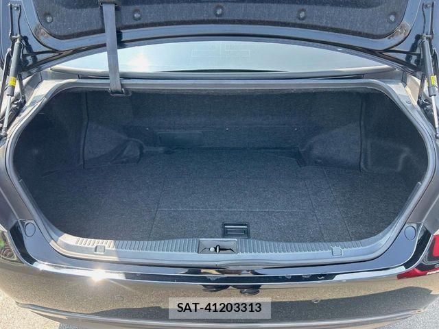 Toyota CROWN SEDAN 2013-08 8313948-9