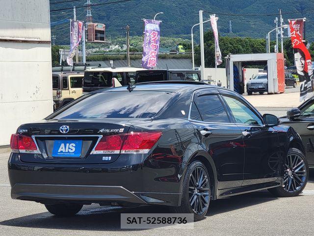 Toyota CROWN SEDAN 2015-03 8313938-9
