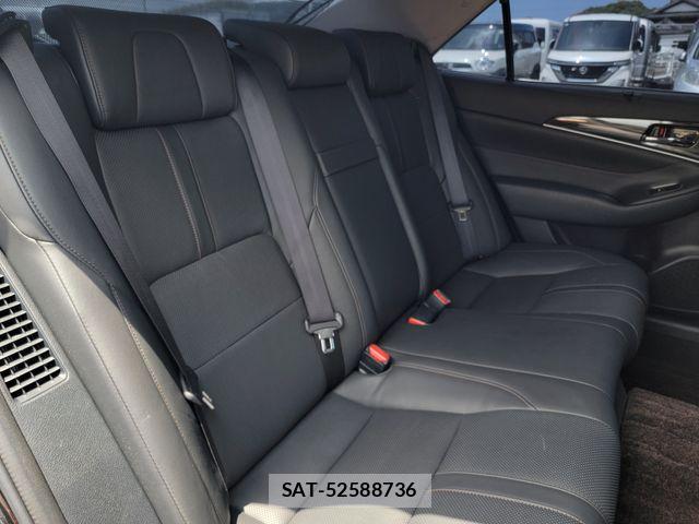 Toyota CROWN SEDAN 2015-03 8313938-21
