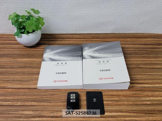 Toyota CROWN SEDAN 2015-03 8313938-29