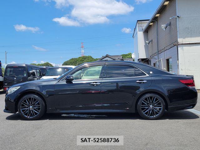 Toyota CROWN SEDAN 2015-03 8313938-6