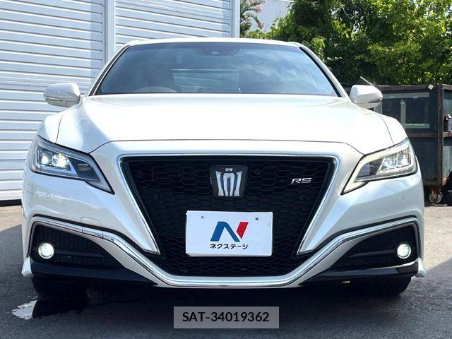 Toyota CROWN SEDAN 2020-10 8313924-15