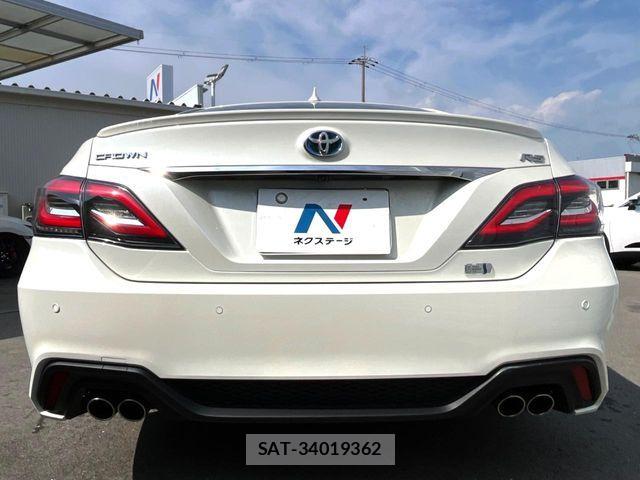 Toyota CROWN SEDAN 2020-10 8313924-16