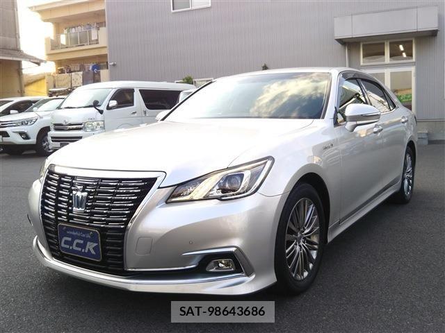 Toyota CROWN SEDAN 2015-11 8313941-0