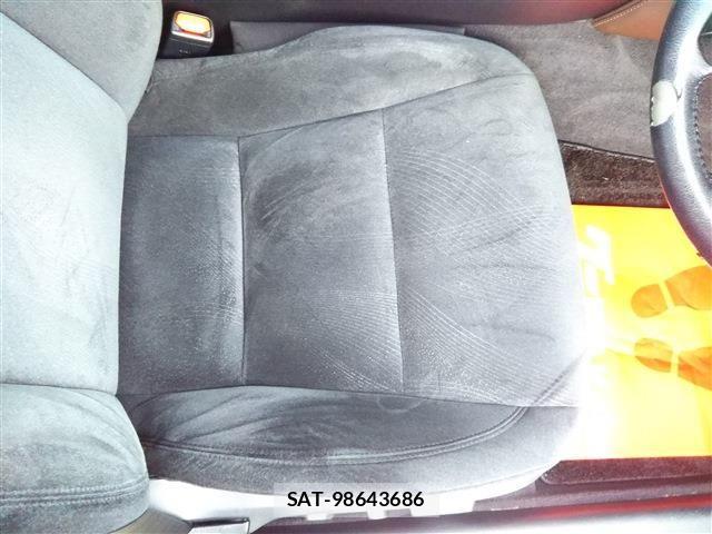 Toyota CROWN SEDAN 2015-11 8313941-18