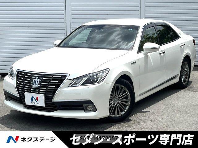 Toyota CROWN SEDAN 2013-09 8313943-0