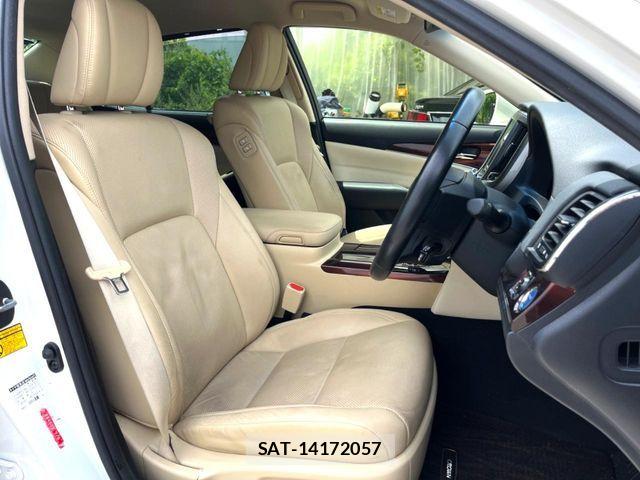 Toyota CROWN SEDAN 2013-09 8313943-9