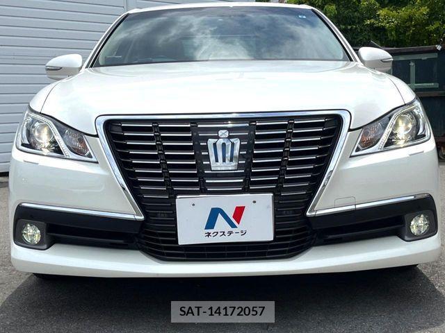 Toyota CROWN SEDAN 2013-09 8313943-15