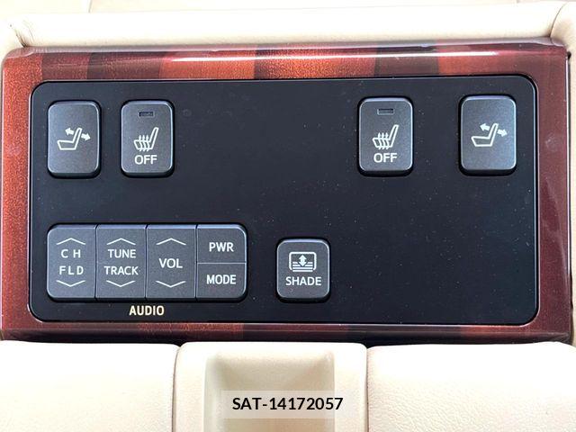 Toyota CROWN SEDAN 2013-09 8313943-6