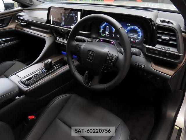 Toyota CROWN SEDAN 2025-02 8313910-12