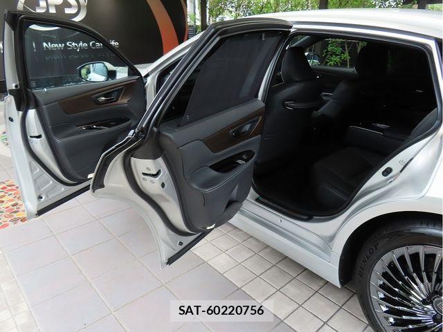 Toyota CROWN SEDAN 2025-02 8313910-22