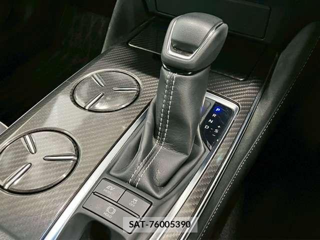 Toyota CROWN SEDAN 2019-07 8313932-9