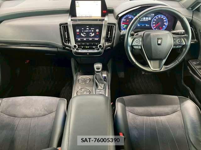 Toyota CROWN SEDAN 2019-07 8313932-14