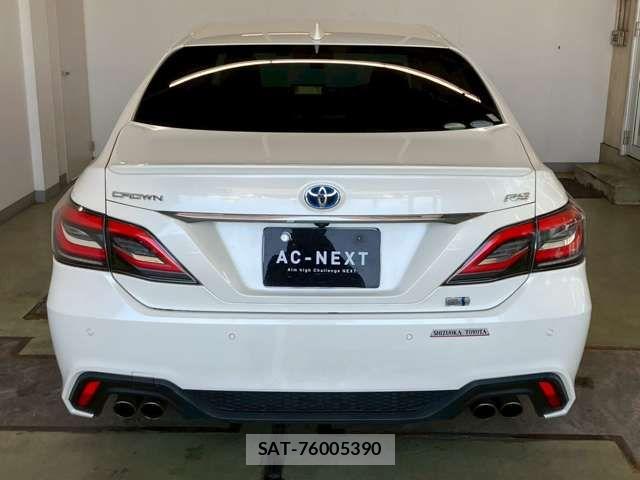 Toyota CROWN SEDAN 2019-07 8313932-18