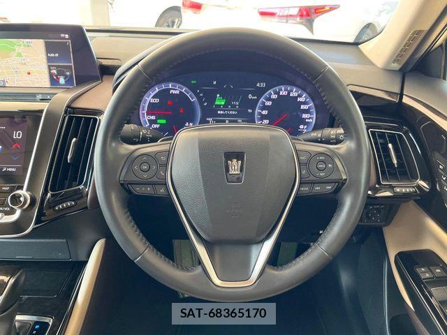 Toyota CROWN SEDAN 2020-07 8313928-12