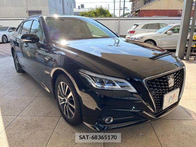 Toyota CROWN SEDAN 2020-07 8313928-15