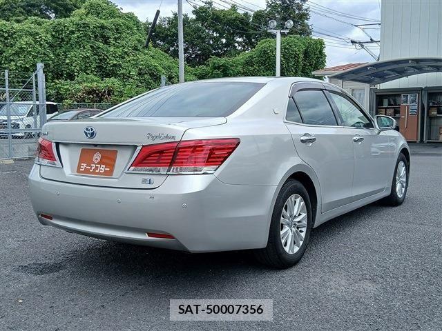 Toyota CROWN SEDAN 2014-02 8335393-21