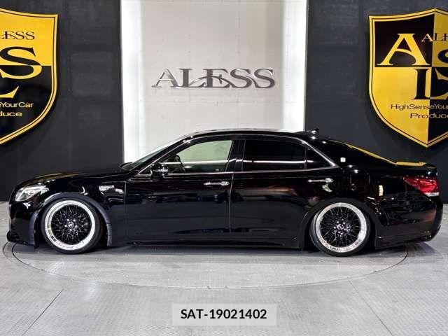 Toyota CROWN SEDAN 2014-02 8335387-5