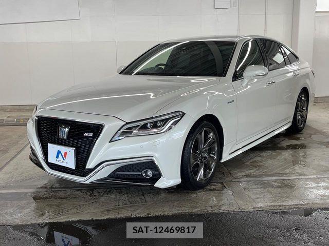Toyota CROWN SEDAN 2018-07 8335364-19