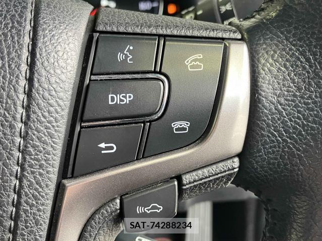 Toyota CROWN SEDAN 2015-08 8335378-11