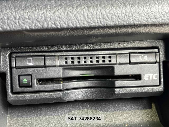 Toyota CROWN SEDAN 2015-08 8335378-13