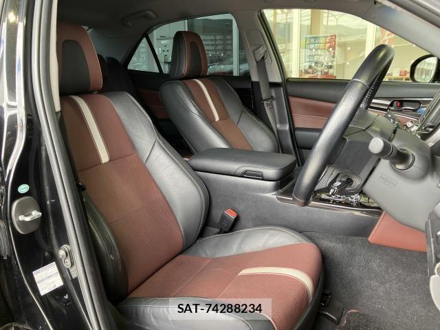 Toyota CROWN SEDAN 2015-08 8335378-17